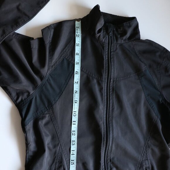 Brooks Black Size Small Full Zip Windbreaker Jacket Shelter Technology Active - Picture 8 of 12